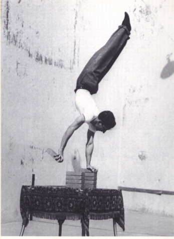 Rafael Guerrero's Block Building Handstand